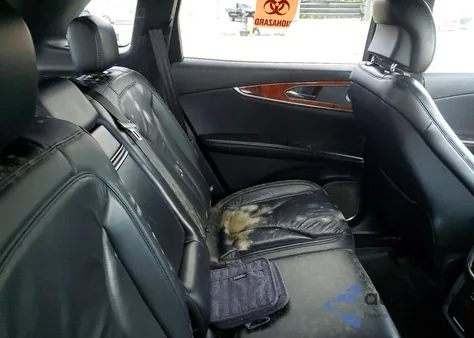 2017 Lincoln Mkx Reserve z USA, uszkodzony, nr VIN 2LMPJ8LP5HBL50625